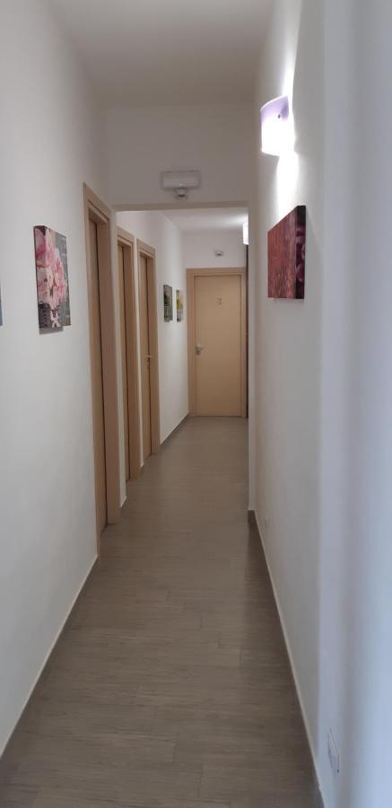 Arricàmpati Family Apartment&Rooms Carini Exterior foto