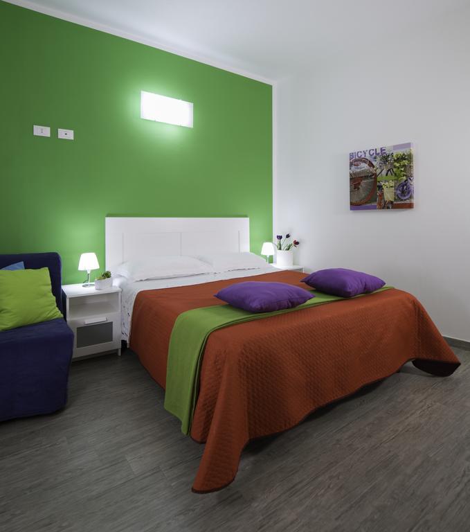 Arricàmpati Family Apartment&Rooms Carini Quarto foto