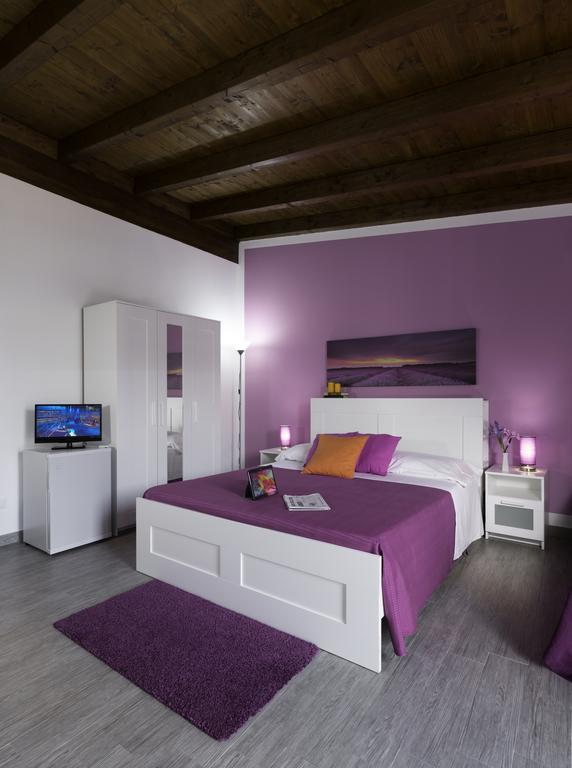 Arricàmpati Family Apartment&Rooms Carini Quarto foto