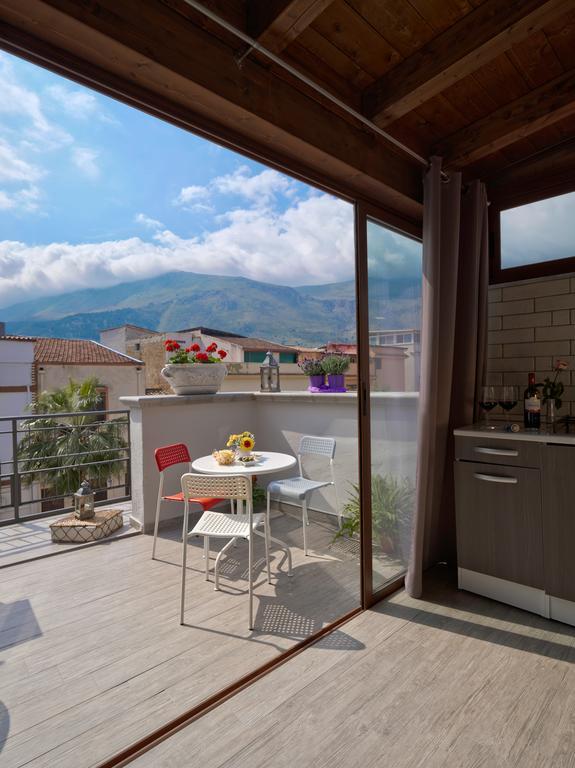 Arricàmpati Family Apartment&Rooms Carini Exterior foto